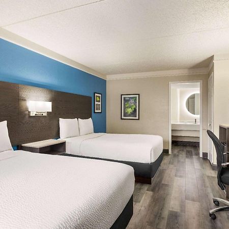 La Quinta Inn By Wyndham San Antonio I-35 N At Toepperwein Zewnętrze zdjęcie