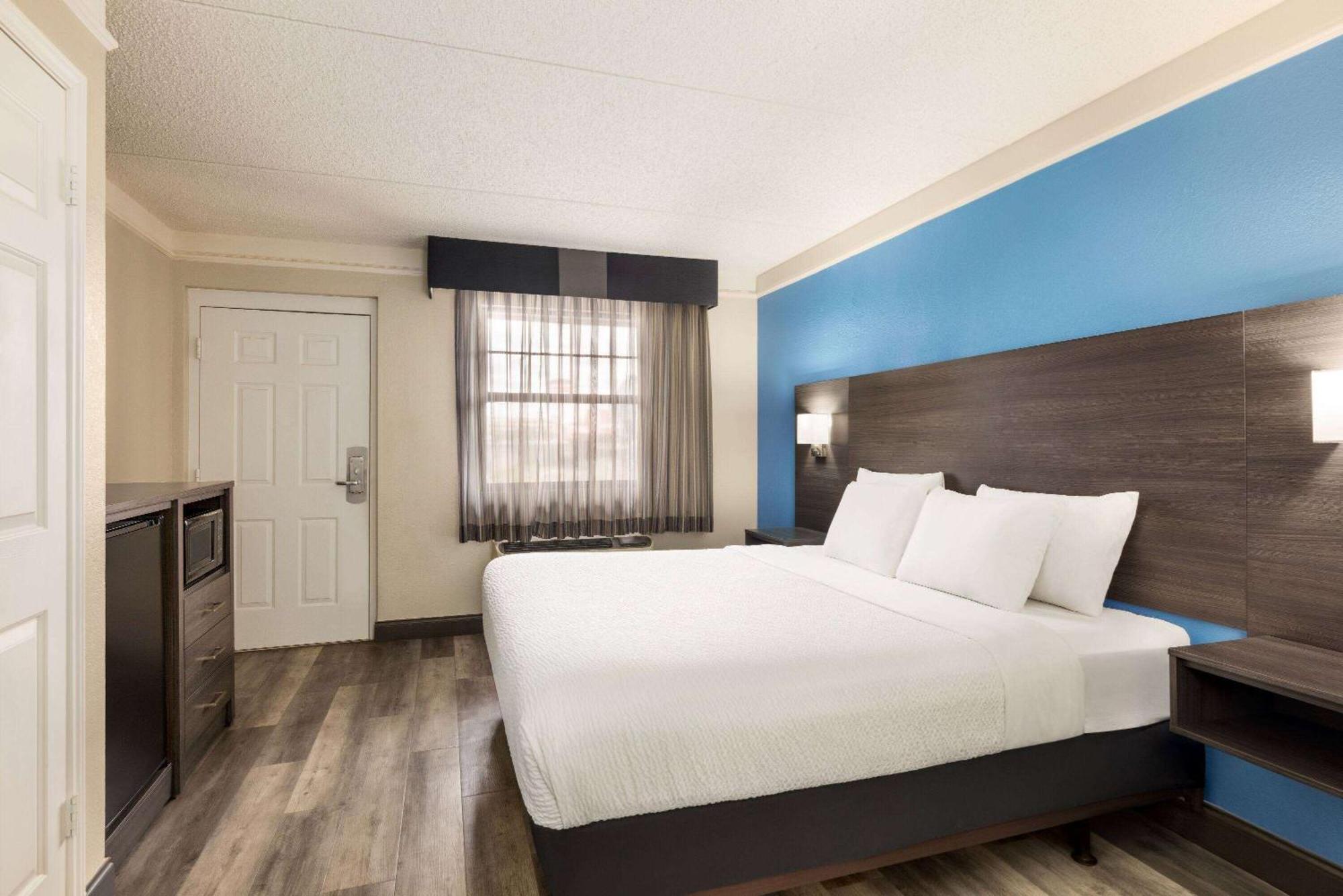La Quinta Inn By Wyndham San Antonio I-35 N At Toepperwein Zewnętrze zdjęcie